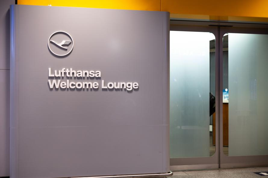 Entrance to the Lufthansa Welcome Lounge.