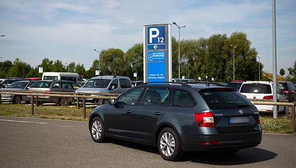 Easy check-in at the car park